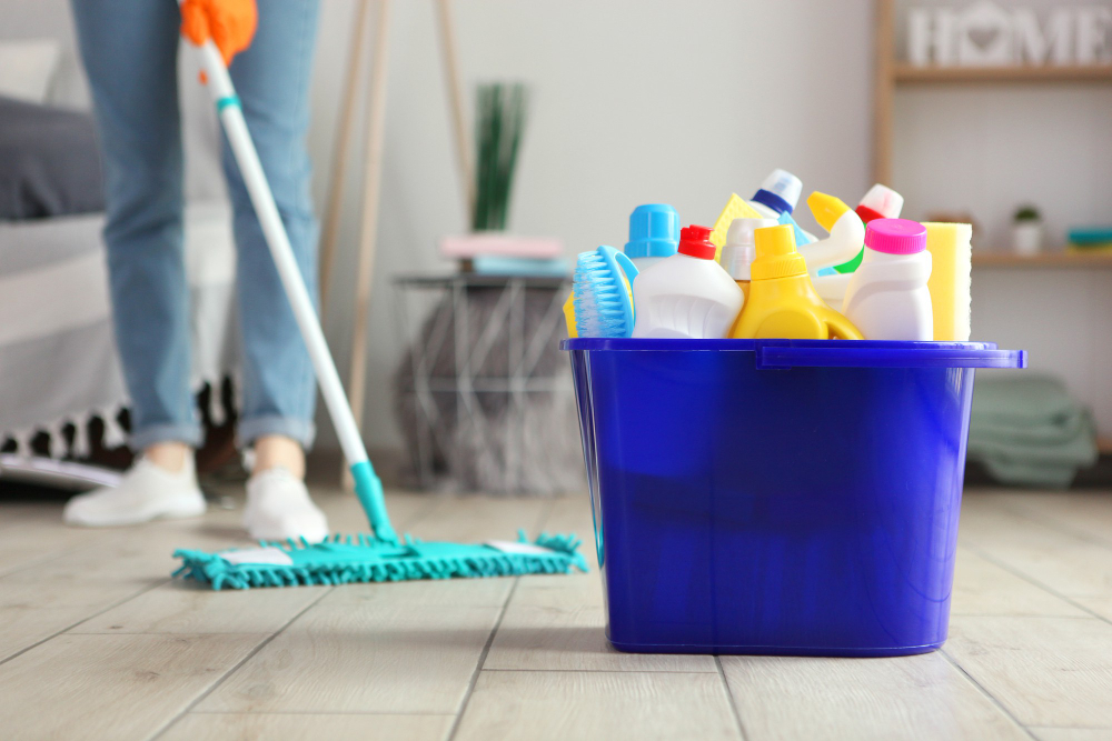 Step up property cleaner